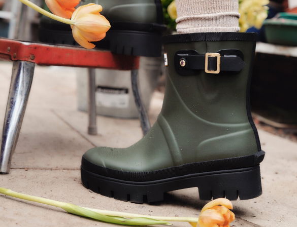 Wellingtons.Woman.01