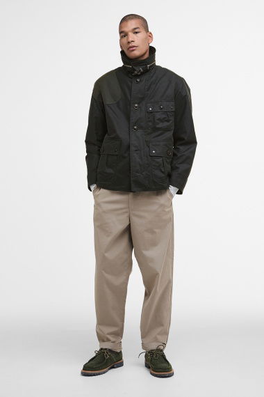 Chaqueta Barbour x TO KI TO Forest Waxed
