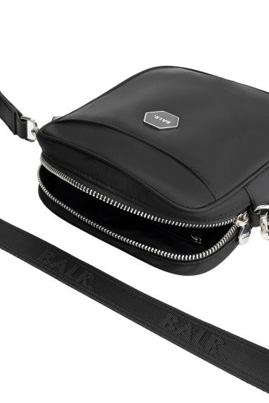 Bolso Classic Jet Black