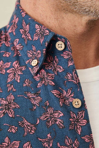 Camisa Breeze Berry Navy Floral